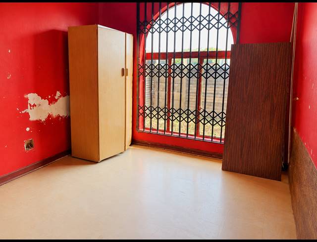 3 BEDROOM HOUSE FOR SALE IN VANDERBIJLPARK SE 6
